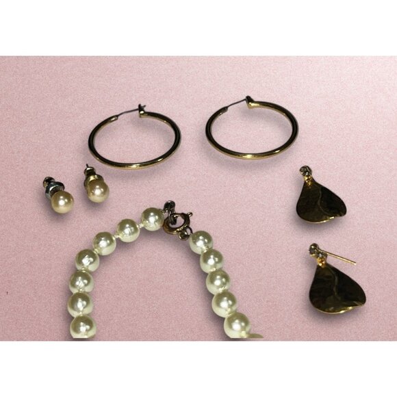 Set Of Gold & Pearl Jewelry - Necklaces Earrings & Bracelets - Vintage-Inspired - Picture 5 of 11